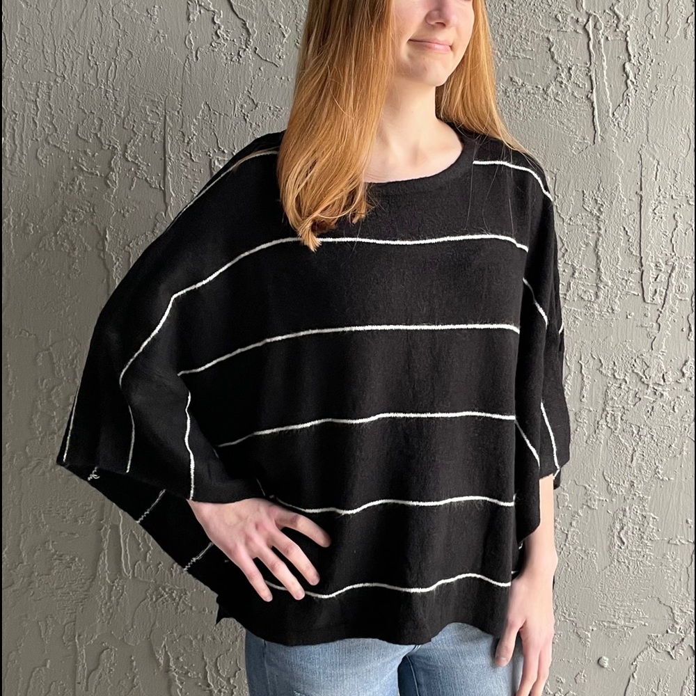 Umgee Black + Ivory Stripe 3/4 Sleeve Sweater - Picture 5 of 8